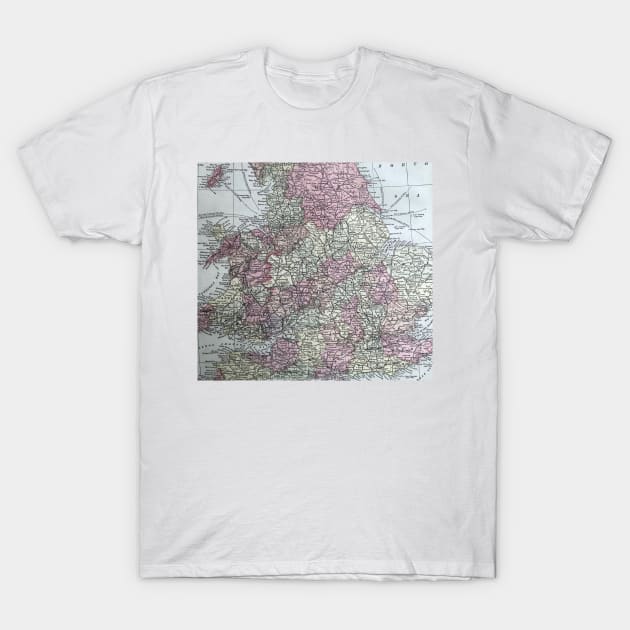 England, vintage map T-Shirt by djrunnels